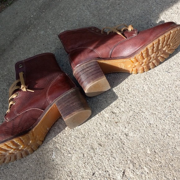 Frye women's boots size 8.5 - Picture 3 of 4